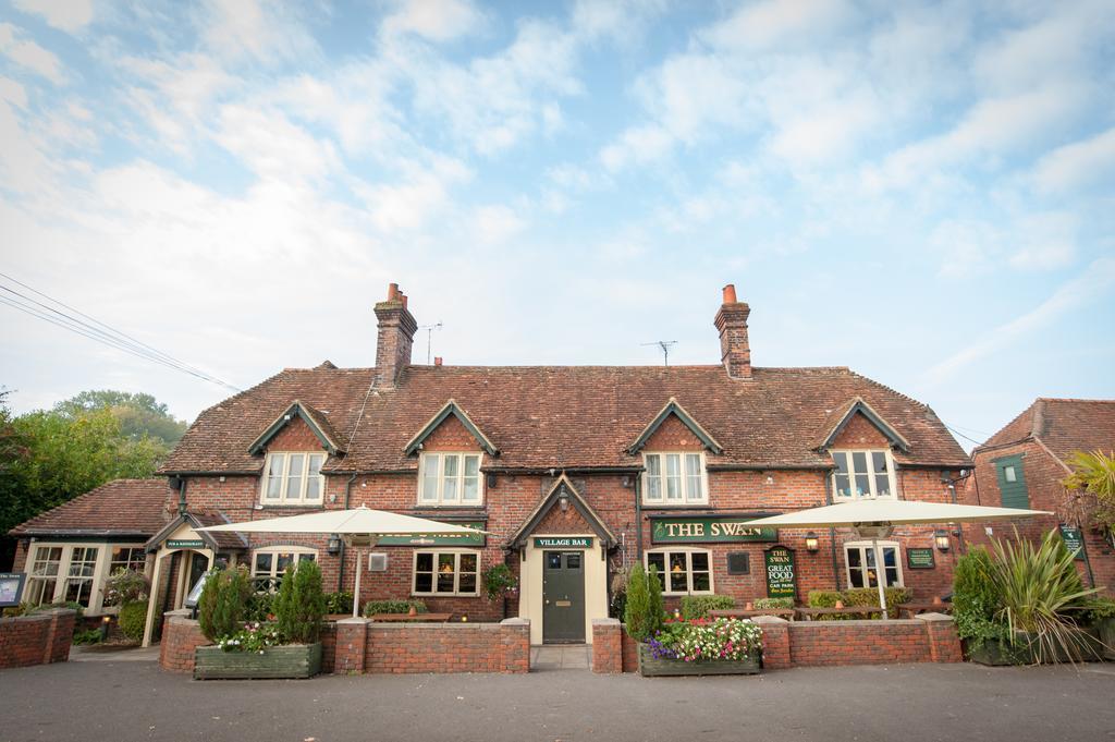 Swan, Thatcham By Marston'S Inns Dış mekan fotoğraf